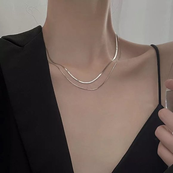 Jewelry - Pretty Sterling Silver Layered Necklace